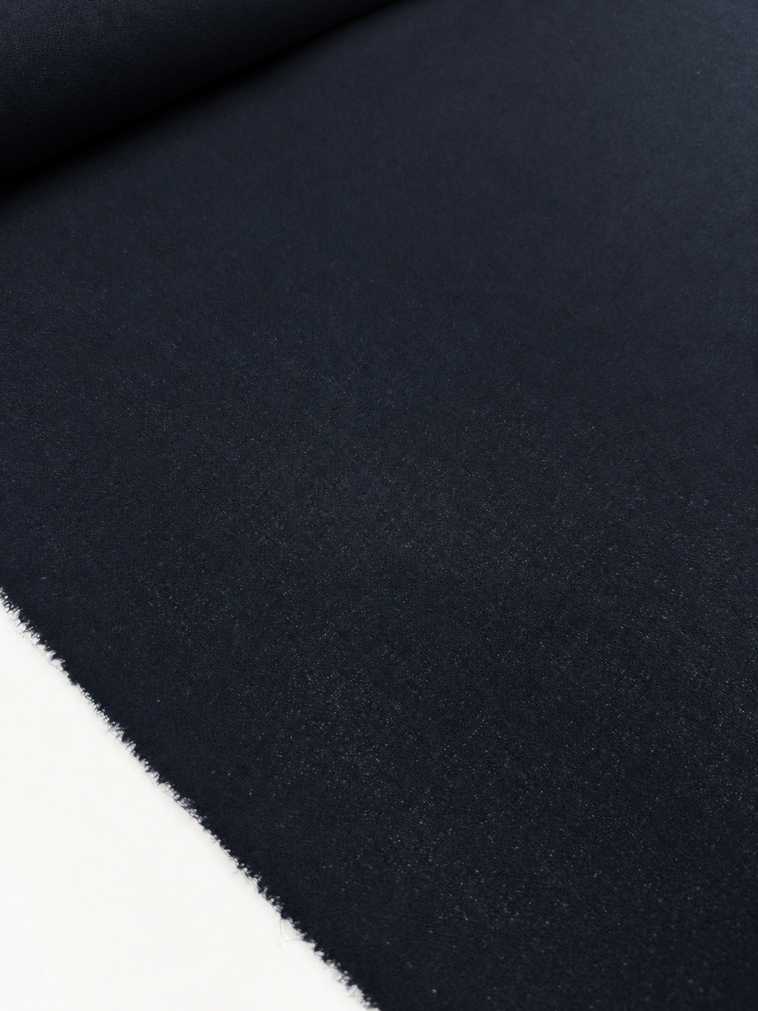 Wool Suiting crepe - Navy - 140cm